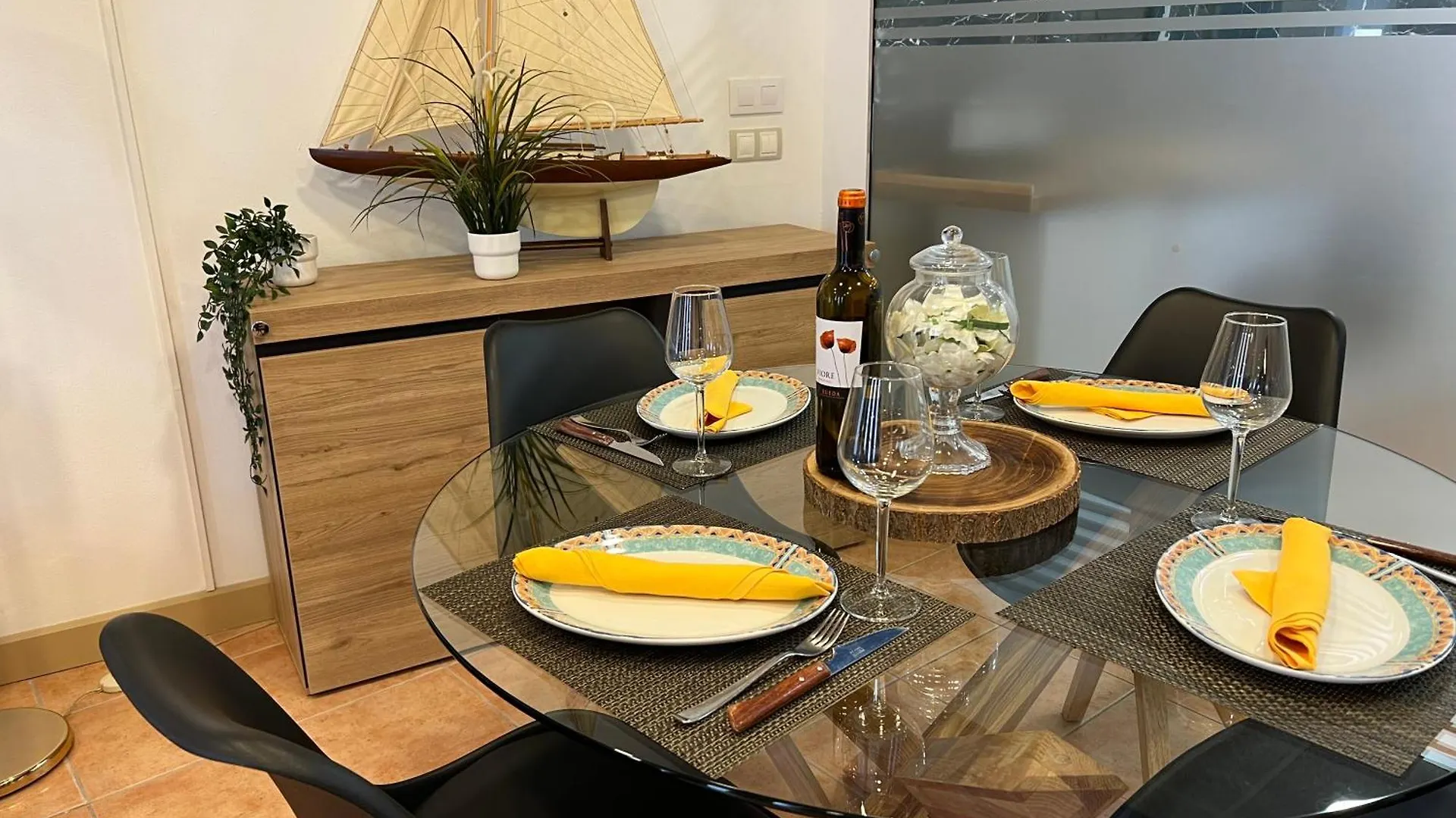 Apartamento Nuria, Centro Del Pueblo , Aire Acondicionado L'Escala