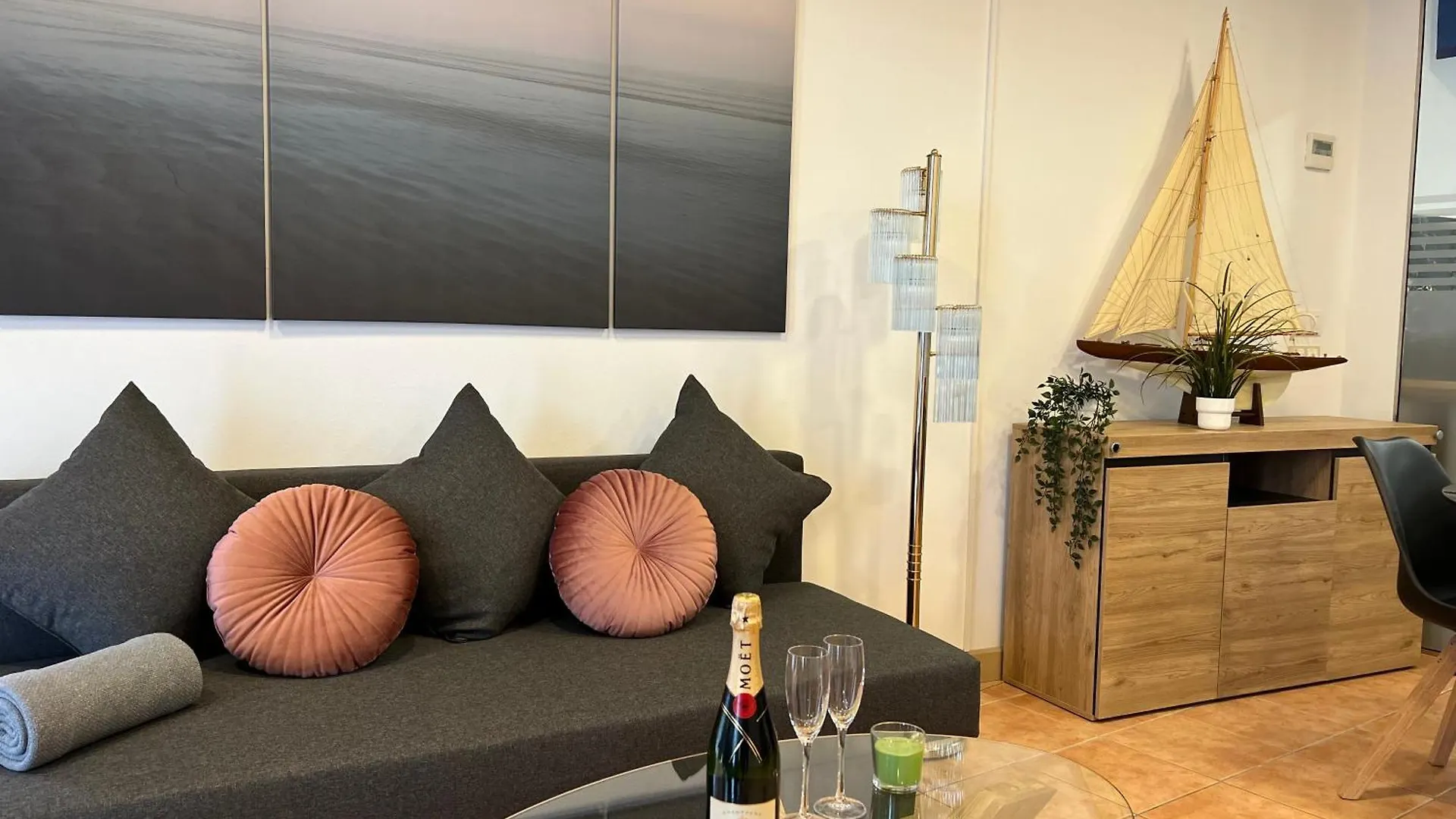 Apartamento Nuria, Centro Del Pueblo , Aire Acondicionado L'Escala